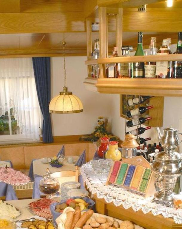 Pension Aurora Appiano Sulla Strada Del Vino Kültér fotó